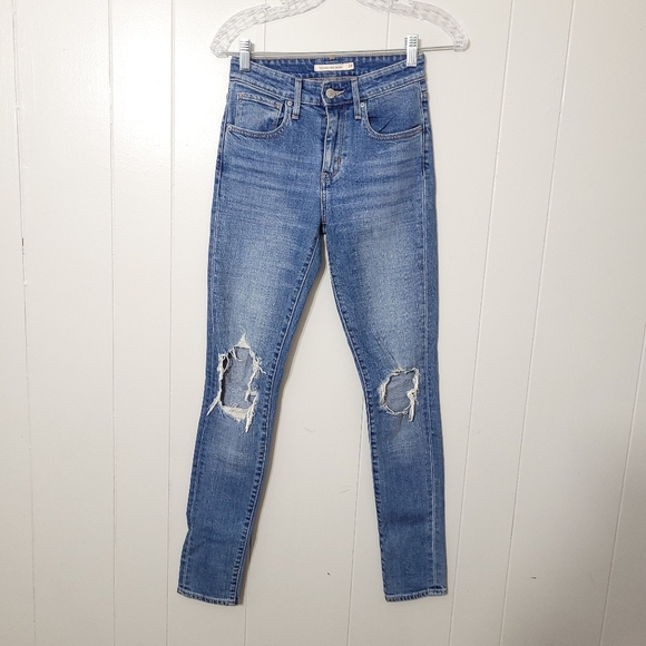Levi's  721 High Rise Skinny Med Wash Blue Denim Jeans Women's  Size 24 - Picture 1 of 11